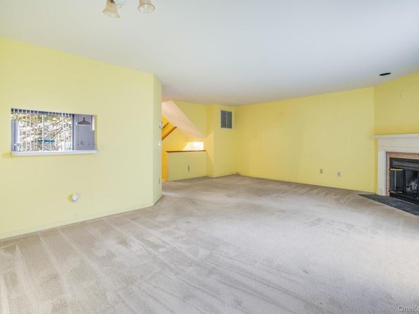 113 Antler Ridge 113, Ossining NY 10562