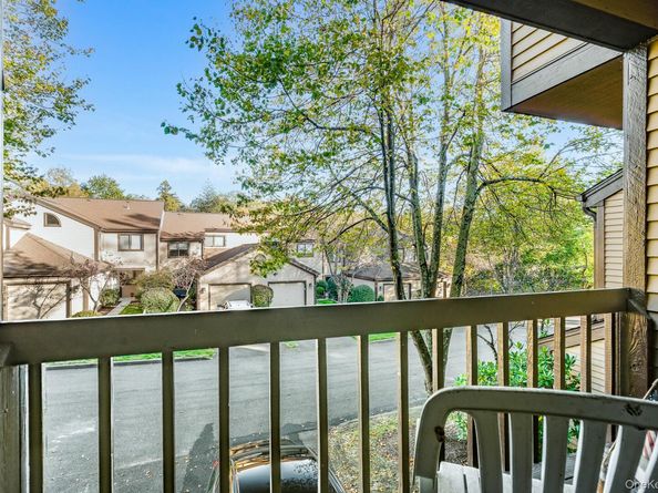 113 Antler Ridge 113, Ossining NY 10562