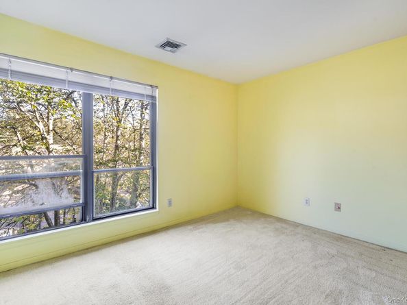 113 Antler Ridge 113, Ossining NY 10562