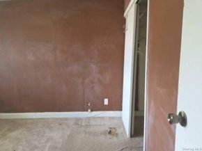 71 ADAMS Road E 2A, Central Islip NY 11722