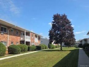 71 ADAMS Road E 2A, Central Islip NY 11722