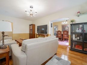636 S 13th Street, New Hyde Park NY 11040