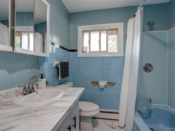 33 Oak street, Hicksville NY 11801