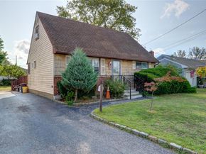33 Oak street, Hicksville NY 11801