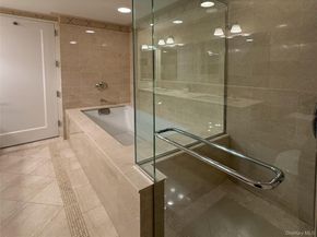 10 City Place PH2C, White Plains NY 10601