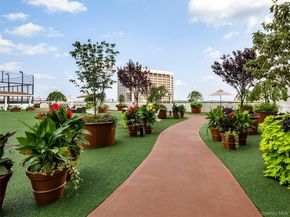 10 City Place PH2C, White Plains NY 10601