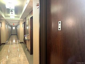 10 City Place PH2C, White Plains NY 10601