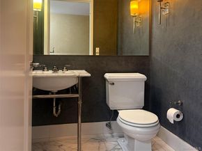 10 City Place PH2C, White Plains NY 10601