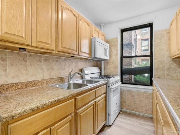 3231 Barker Avenue 1D, Bronx NY 10467