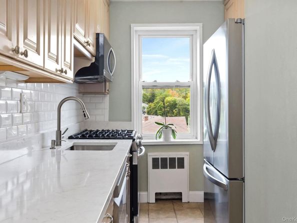 30 E Hartsdale Avenue 4D, Hartsdale NY 10530