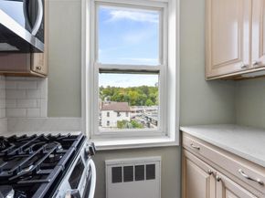 30 E Hartsdale Avenue 4D, Hartsdale NY 10530