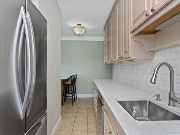 30 E Hartsdale Avenue 4D, Hartsdale NY 10530