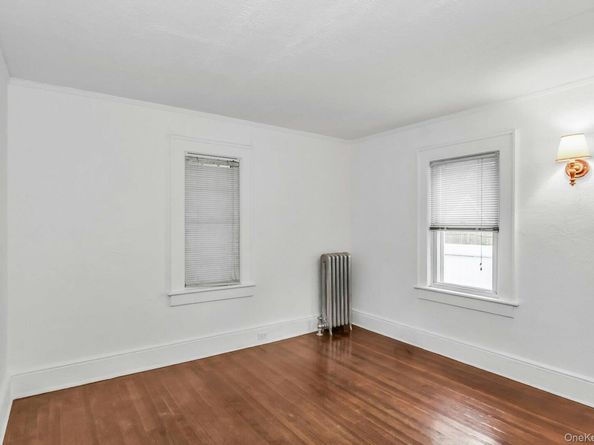 251 N Long Beach Avenue, Freeport NY 11520