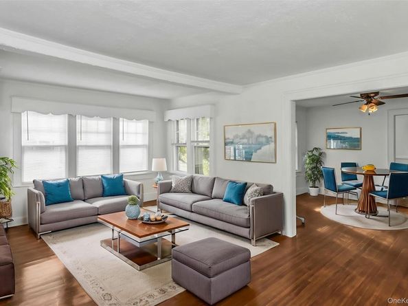 251 N Long Beach Avenue, Freeport NY 11520