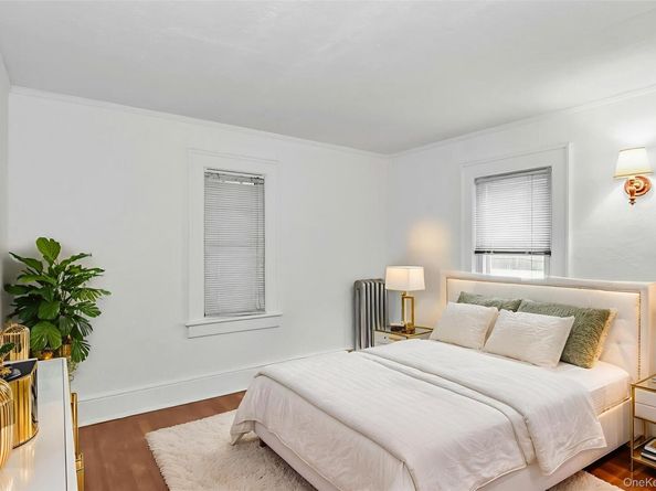 251 N Long Beach Avenue, Freeport NY 11520