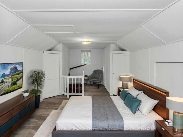 251 N Long Beach Avenue, Freeport NY 11520