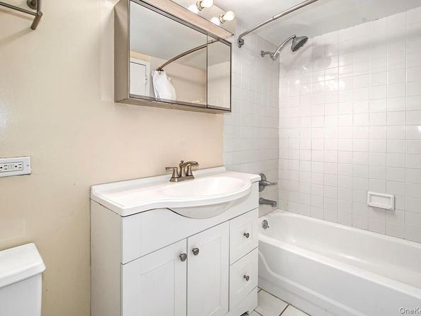 1 Landmark Square 109, Port Chester NY 10573