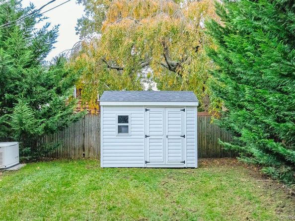 7 Judith Street, Plainview NY 11803