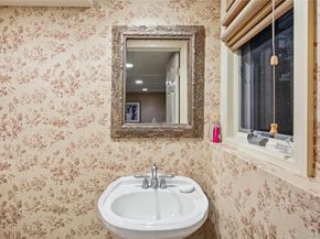 7 Judith Street, Plainview NY 11803