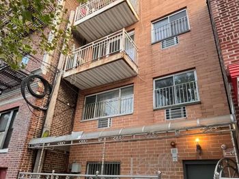 62-16 39 Avenue