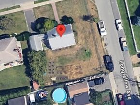 544 Dryden Street, Westbury NY 11590