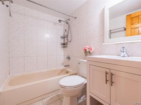 114-34 37th Ave 4C, Flushing NY 11354