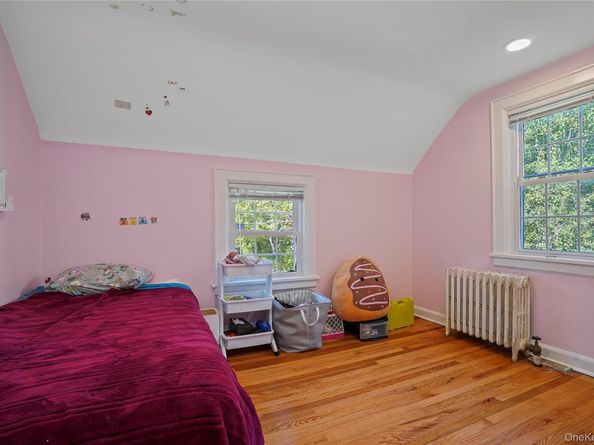 8 Craven Lane, White Plains NY 10605