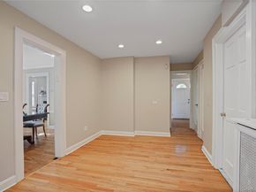 8 Craven Lane, White Plains NY 10605