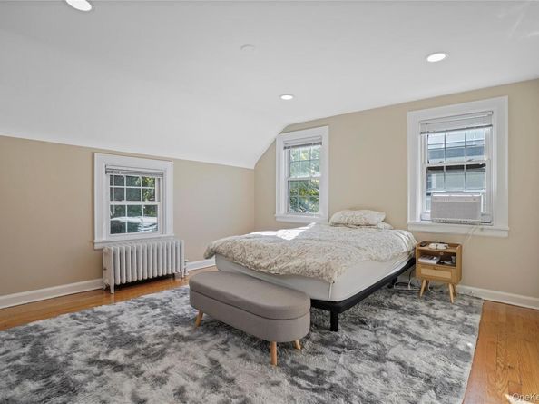 8 Craven Lane, White Plains NY 10605
