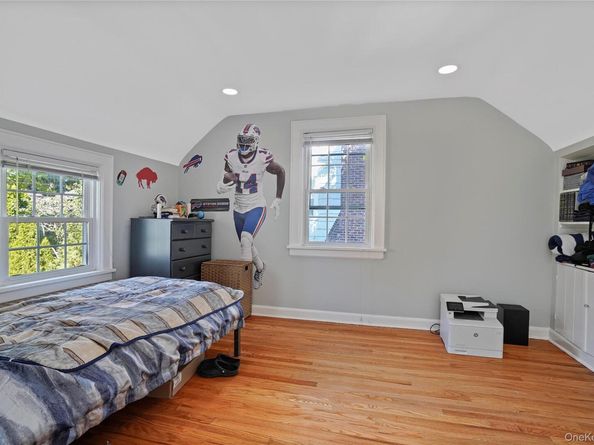 8 Craven Lane, White Plains NY 10605