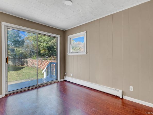 182 Lexington Road, Shirley NY 11967