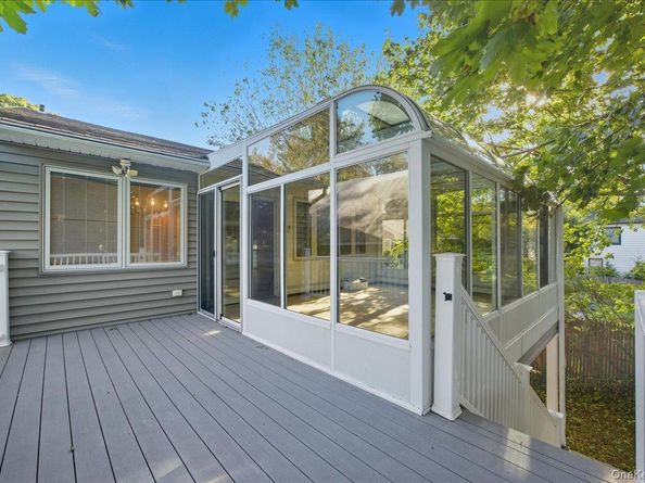 54 Fairfield Avenue, Port Washington NY 11050