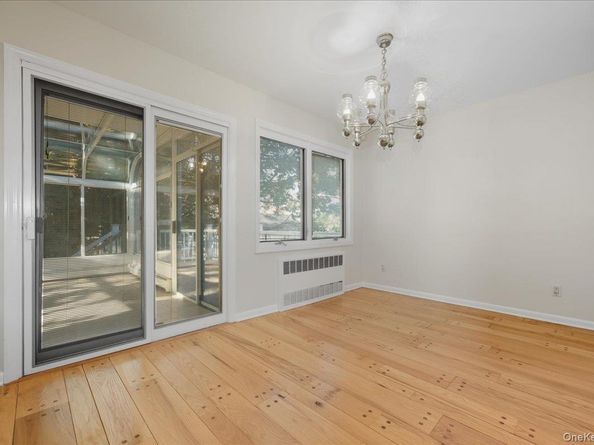 54 Fairfield Avenue, Port Washington NY 11050