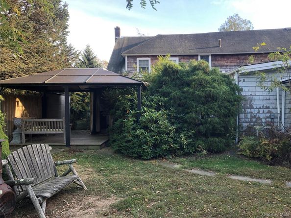 511 Montauk Highway, East Moriches NY 11940