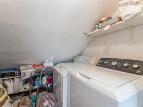 13 Floral Lane, Westbury NY 11590