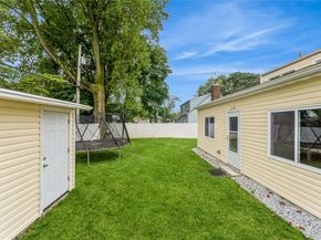 13 Floral Lane, Westbury NY 11590