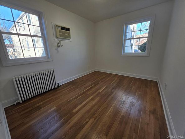 223-17 69th Avenue A, Oakland Gardens NY 11364