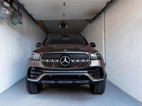 877 E 55th Street, Brooklyn NY 11234