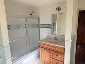 149 W Kingsbridge Road, Mount Vernon NY 10550