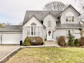 19 Birchwood Drive, Shirley NY 11967