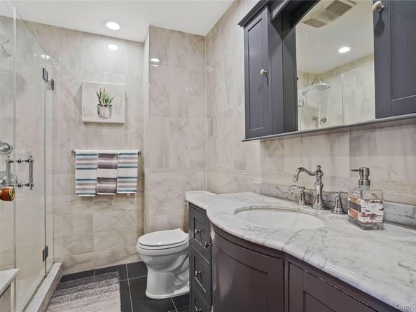 6035 75th Street, Middle Village NY 11379