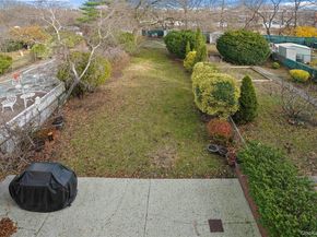 6035 75th Street, Middle Village NY 11379