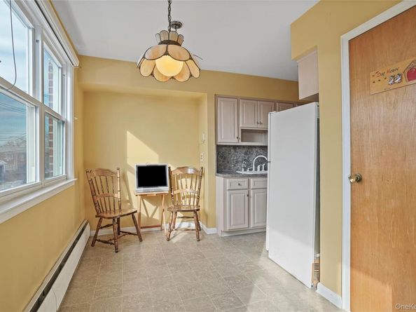 6035 75th Street, Middle Village NY 11379