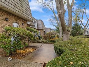 655 Middle Country Road 4D1, Coram NY 11727