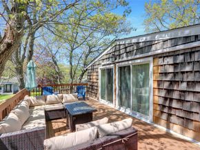 25 Zenith Road, Rocky Point NY 11778