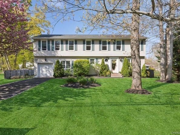 5045 Main Bayview Road, Southold NY 11971