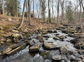 210 Seven Bridges Road A, Mount Kisco NY 10549