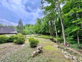 210 Seven Bridges Road A, Mount Kisco NY 10549