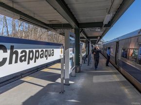 210 Seven Bridges Road A, Mount Kisco NY 10549