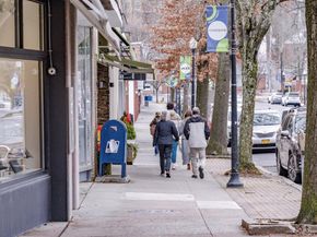 210 Seven Bridges Road A, Mount Kisco NY 10549